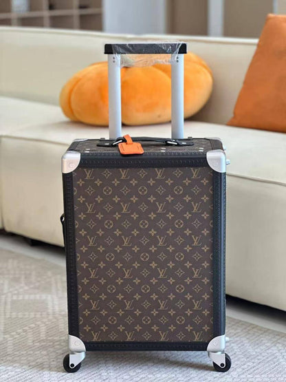 LOUIS VUITTON ✨💕✨
Trolley LV 💯
SuperMaster Quality 🔥🔥
Available Now ❤️❤️❤️
For Price 👇 WTSP Text Zain 0568585901

Zain121
♥️♥️♥️