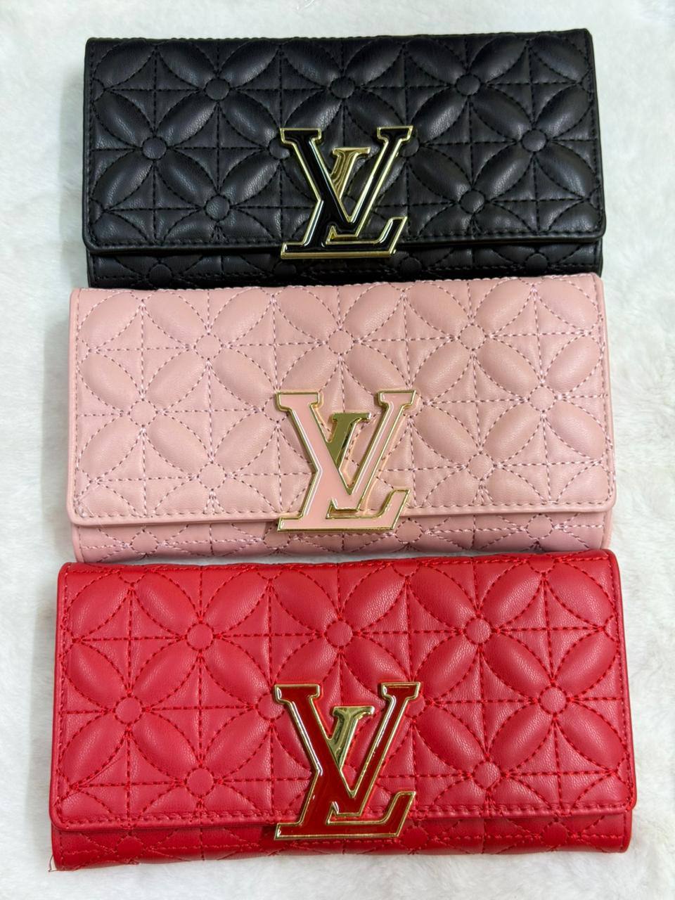 NEW CAME
LV WALLET
GOOD QUALITY
40 dhs❣️

Zain40
♥️♥️♥️
