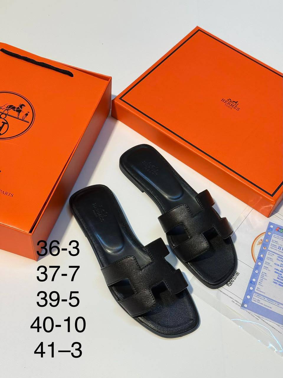 HERMES SLIPPER
GOOD QUALITY👌
90 dhs💓

Zain40
♥️♥️♥️