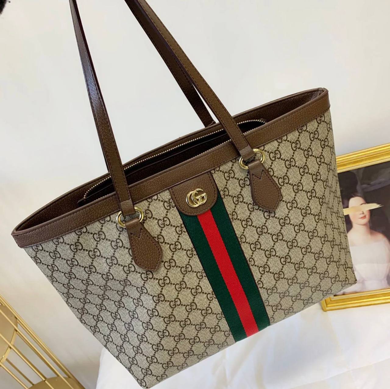 GUCCI 
COPY ONE 
130 dhs✅

Zain39
♥️♥️♥️