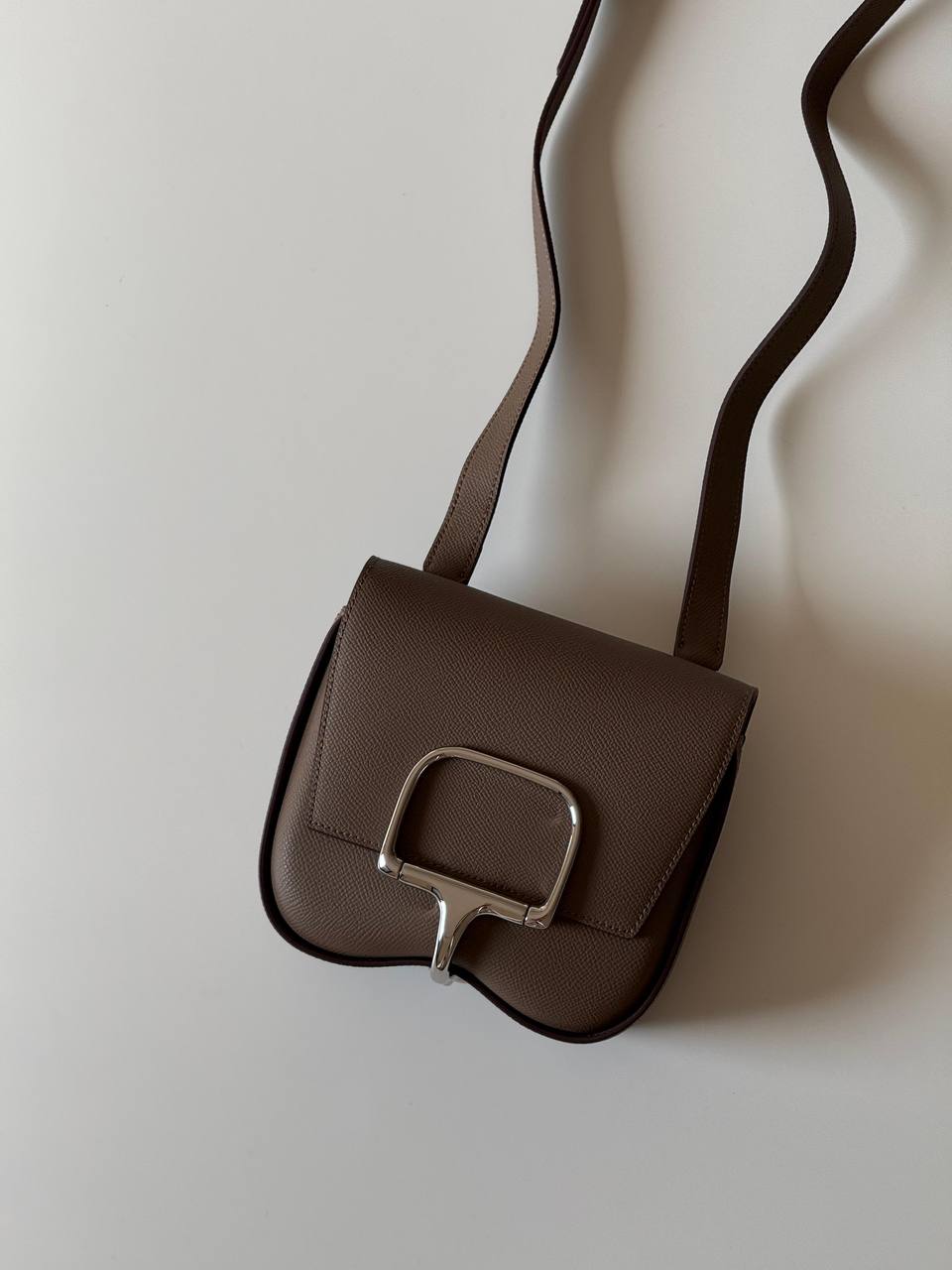 Hermes della 17cm💕master quality😍

with box❤️ 
🎁🎁🎁

240 dhs🪙🌨️

Zain51
♥️♥️♥️