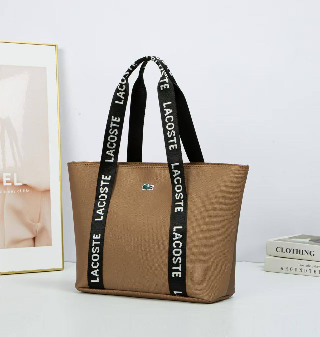 LACCOST BAG 

45 dhs🪙🌨️

Zain40
♥️♥️♥️