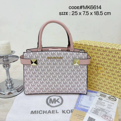 MK
ᴛᴏᴘ ʜᴀɴᴅʟᴇ ʙᴀɢ
ɢᴏʟᴅ ʜᴀᴅᴡᴀʀᴇ
ᴡɪᴛʜ ʟᴏɴɢ ʙᴇʟᴛ sᴛʀᴀᴘ
sɪᴢᴇ : 25 cm
ᴡɪᴛʜ BOX
🎁🎁🎁

75 dhs🪙🌨️

Zain31
♥️♥️♥️