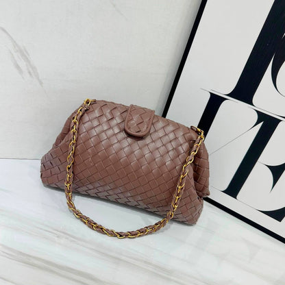 BOTTEGA 
COPY ONE 
130 dhs💛

Zain295
♥️♥️♥️