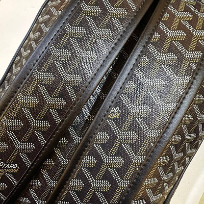 GOYARD BACKPACK NEW CAME GOOD QUALITY 
120 dhs💓

Zain17
♥️♥️♥️