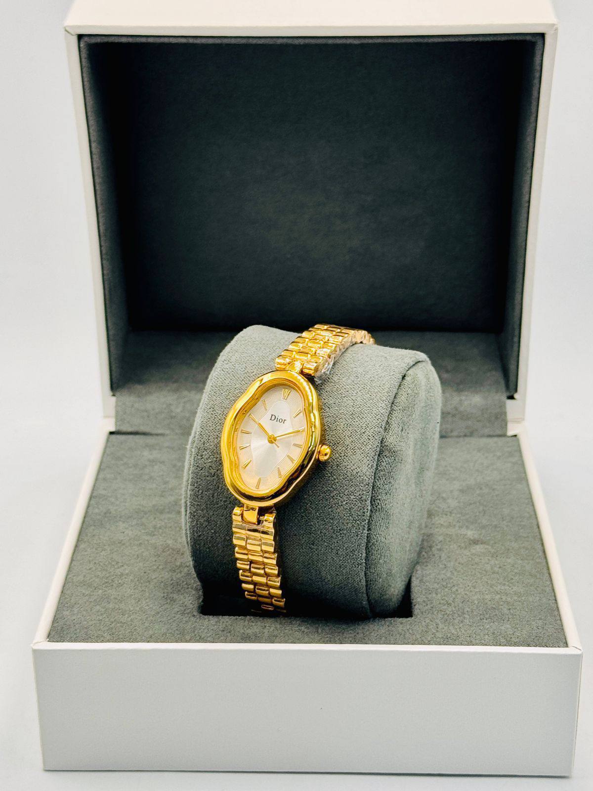 Dior LADIES
*New Arrival*🔥
55 dhs❣️

Zain08
♥️♥️♥️