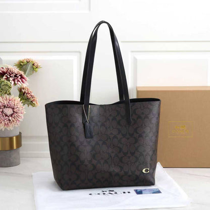 Coach

with box
🎁🎁🎁

110 dhs🪙🌨️

Zain143
♥️♥️♥️