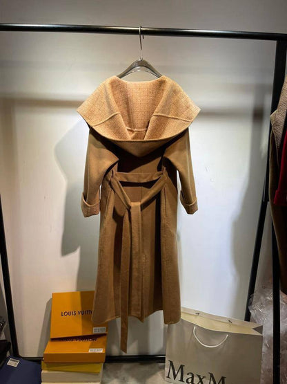 *New collections master                                             
good pualiit 💖👌🧥🧥
*AVAILABLE
280 dhs🪙💕
size：S M L

Zain231
♥️♥️♥️