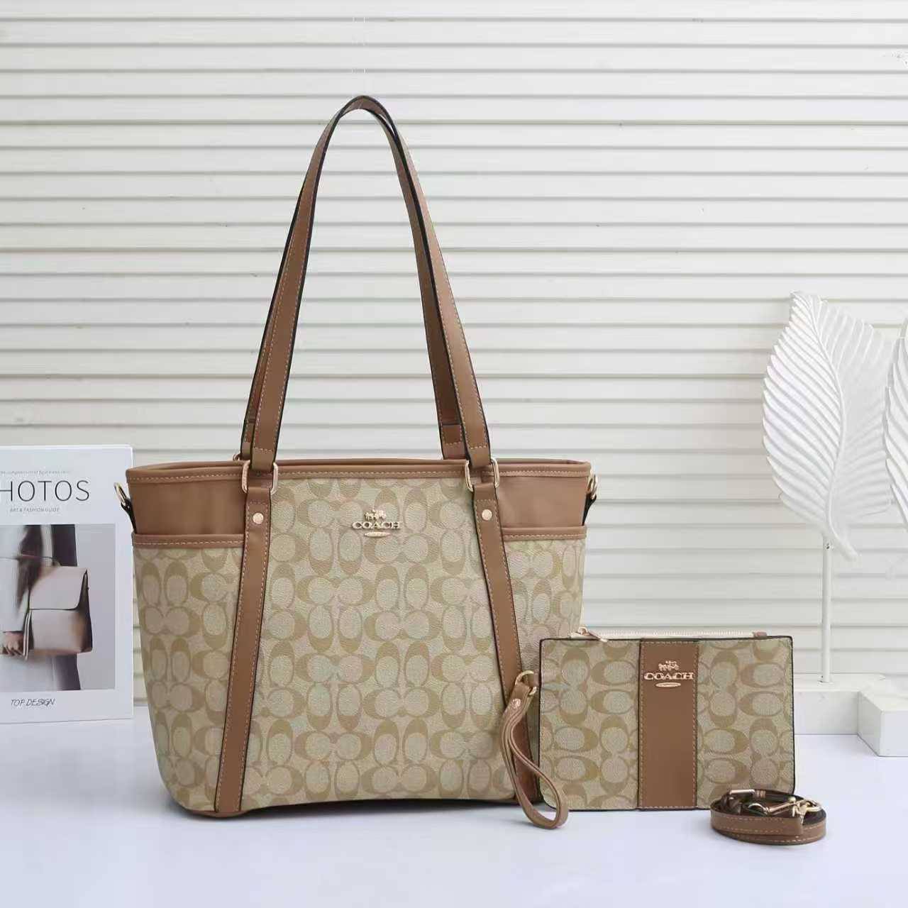 Coach
good quality
100 dhs❣️

Zain200
♥️♥️♥️