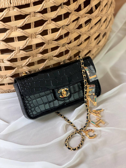NEW COLLECTION
BRAND- CHANEL 
SUPER MASTER QUALITY 
BOX WITH PAPER BAG


For Price 👇 WhatsApp✅
0568585901 
0507557372
0552275751 Owner Zain 👌

Zain267
♥️♥️♥️