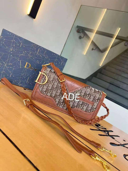 Dior

110 dhs✅

with box
🎁🎁🎁

Zain203
♥️♥️♥️