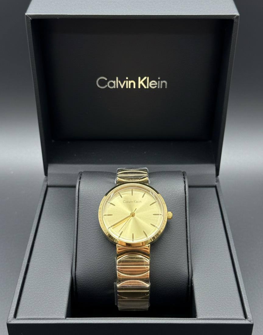 Calvin Klein🆕 LADIES 
GOOD QUALITY 💯
60 dhs🪙💚

Zain133
♥️♥️♥️