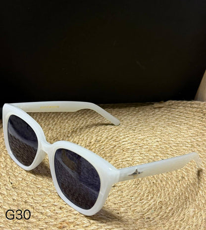 GENTLE MONSTER 👿 *

Sunglasses 🕶️ 

Copy one 

With master box 📦 
50 dhs✅

Zain216
♥️♥️♥️