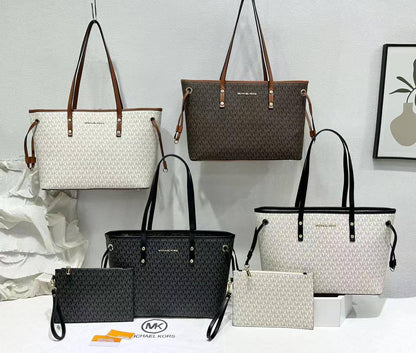 MK 
2 in 1

First quality 
Size : 36 * 14 * 26 cm

with pouch
100 dhs🇦🇪🇦🇪

Zain115
♥️♥️♥️