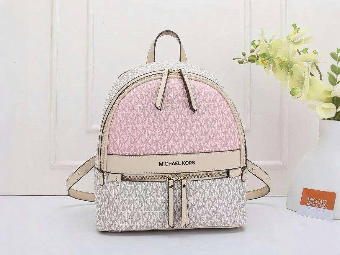 MK 
BACKPACK 
 GOOD QUALITY  
100 dhs🇦🇪🇦🇪

Zain295
♥️♥️♥️