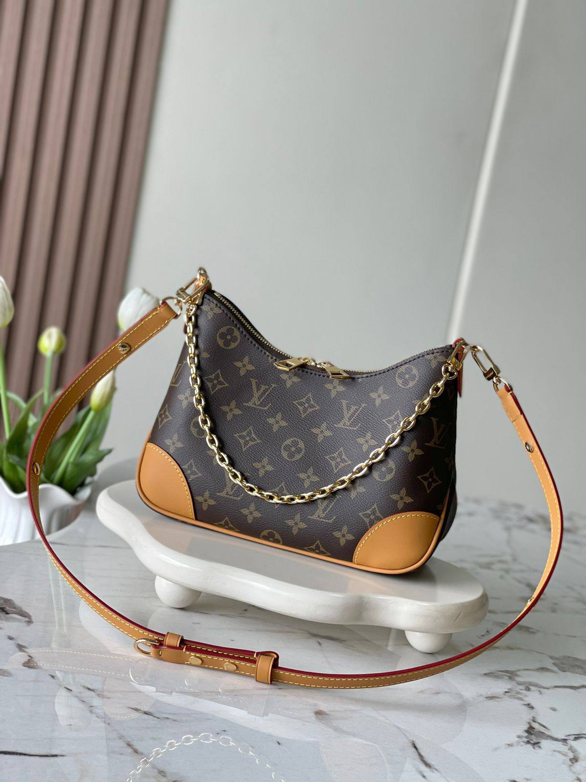 LV - YSL 
Master +++
For Price 👇 WTSP Text Zain 0568585901

Zain111
♥️♥️♥️
