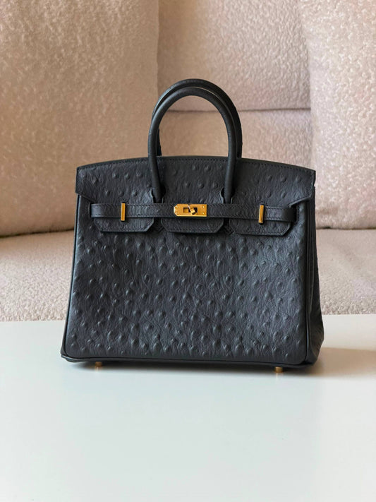 Hermes birkin 

25cm💕

master quality😍
with box❤️

670 dhs🇦🇪

Zain52
♥️♥️♥️