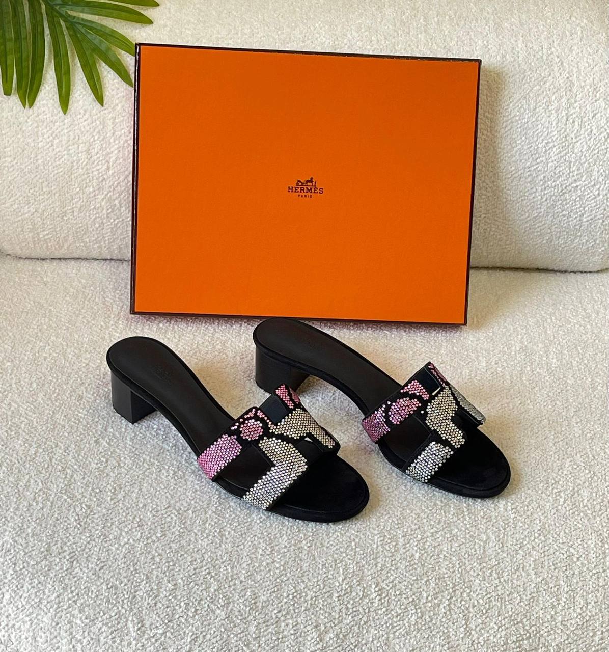 HERMES 
SuperMaster Quality 💯
450 dhs🪙💚
Size: 36-41 💥

Zain171
♥️♥️♥️