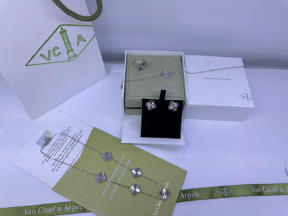 VCA
*3 in 1 full set*
Stainless set 
55 dhs🌺

Zain263
♥️♥️♥️