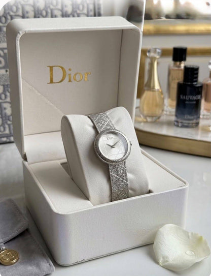 Dior ladies

New Arrival
70 dhs🇦🇪🇦🇪🇦🇪

Zain08
♥️♥️♥️