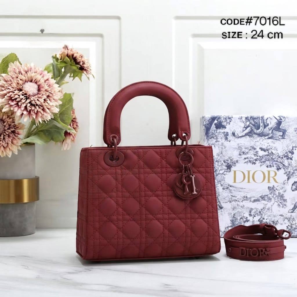 Dior
ᴍᴀᴛᴛᴇ ᴄᴏᴀᴛᴇᴅ ᴄᴏʟᴏʀ
sɪᴢᴇ : 24 cm
ᴡɪᴛʜ BOX

120 dhs✅

Zain31
♥️♥️♥️