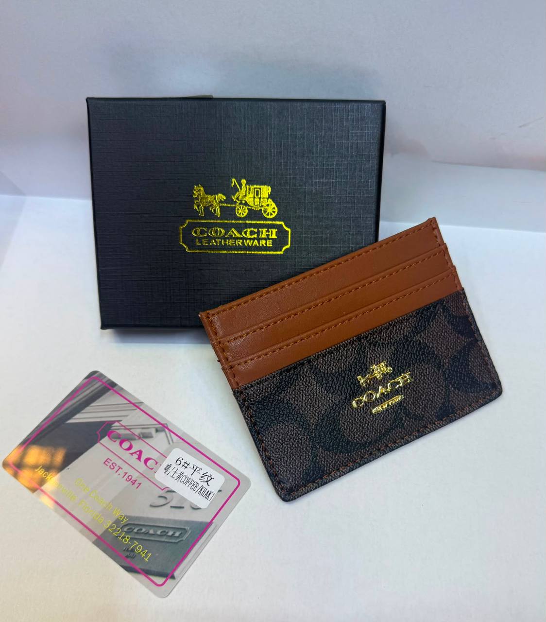 Card Holders
With box 
30 dhs💓

Zain93
♥️♥️♥️