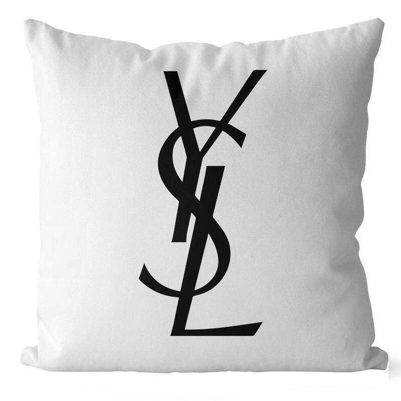 Brand 
High quality 
Pillow cover 
Velvet 100%
Size 50*50
50 dhs🪙🌨️

Zain99
♥️♥️♥️