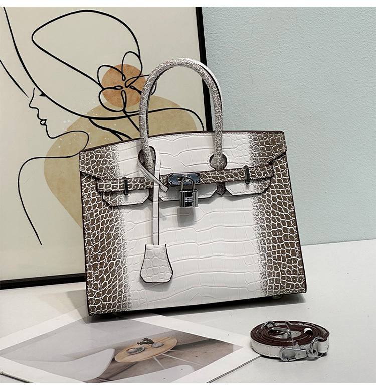 HERMES
 size25CM
best quality without box 

115 dhs🇦🇪🇦🇪🇦🇪
 
best quality without box
120 dhs🇦🇪🇦🇪🇦🇪

Zain290
♥️♥️♥️