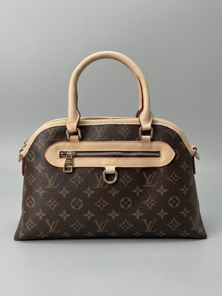 LV
High quality 
2 in 1
110 dhs✅

Zain50
♥️♥️♥️