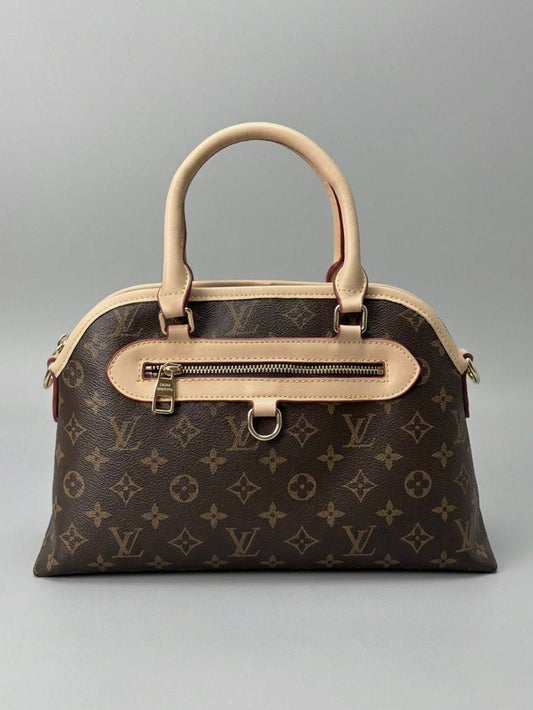 LV
High quality 
2 in 1
110 dhs✅

Zain50
♥️♥️♥️