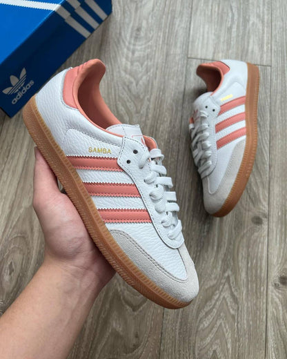 Samba
Size 36-45⚡️
95 dhs🪙💚

Zain183
♥️♥️♥️