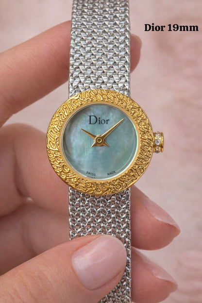 Dior watch for ladies good quality 
180 dhs✅
 (size 19mm)

Zain59
♥️♥️♥️