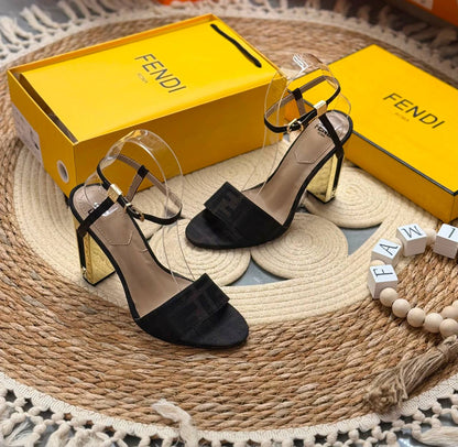 Fendi
     🧨. Size.  36 to 41
130 dhs💛

Zain80
♥️♥️♥️