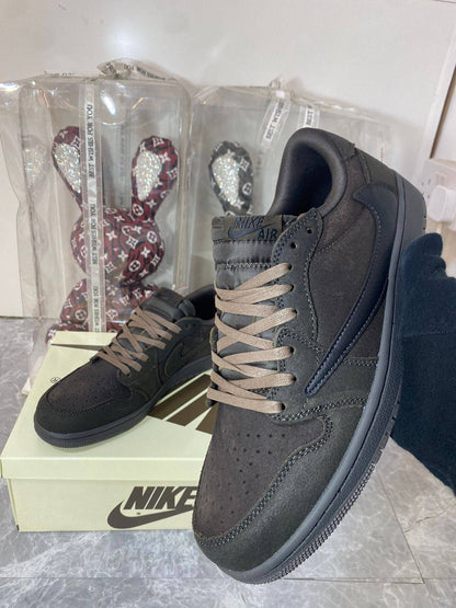 Jordan x Travis Scott Air Jordan 1 Low OG "Velvet Brown" 🤎
36-45 AVAILABLE🤩
240 dhs🗽

Zain242
♥️♥️♥️