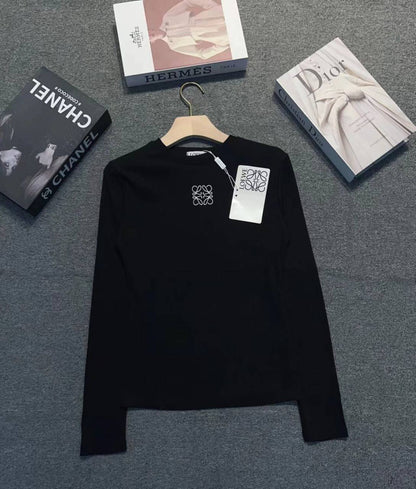 *New collections      
85 dhs✅
*good  quality  ✅
*Sizes:S M L xl* 
*AVAILABLE NOW*

Zain231
♥️♥️♥️