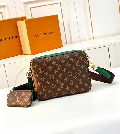 LV SLING BAG 
3 IN 1 
 GOOD QUALITY
 WITH BOX
120 dhs🇦🇪🇦🇪

Zain295
♥️♥️♥️