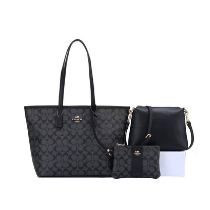 COACH 
3 in 1 
GOOD QUALITY 
120 dhs✅
SIZE: 31cm

Zain295
♥️♥️♥️