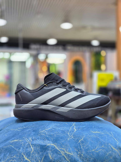 Lightstrick
Size 40 to 45 
120 dhs🇦🇪🇦🇪 
Good quality

Zain27
♥️♥️♥️