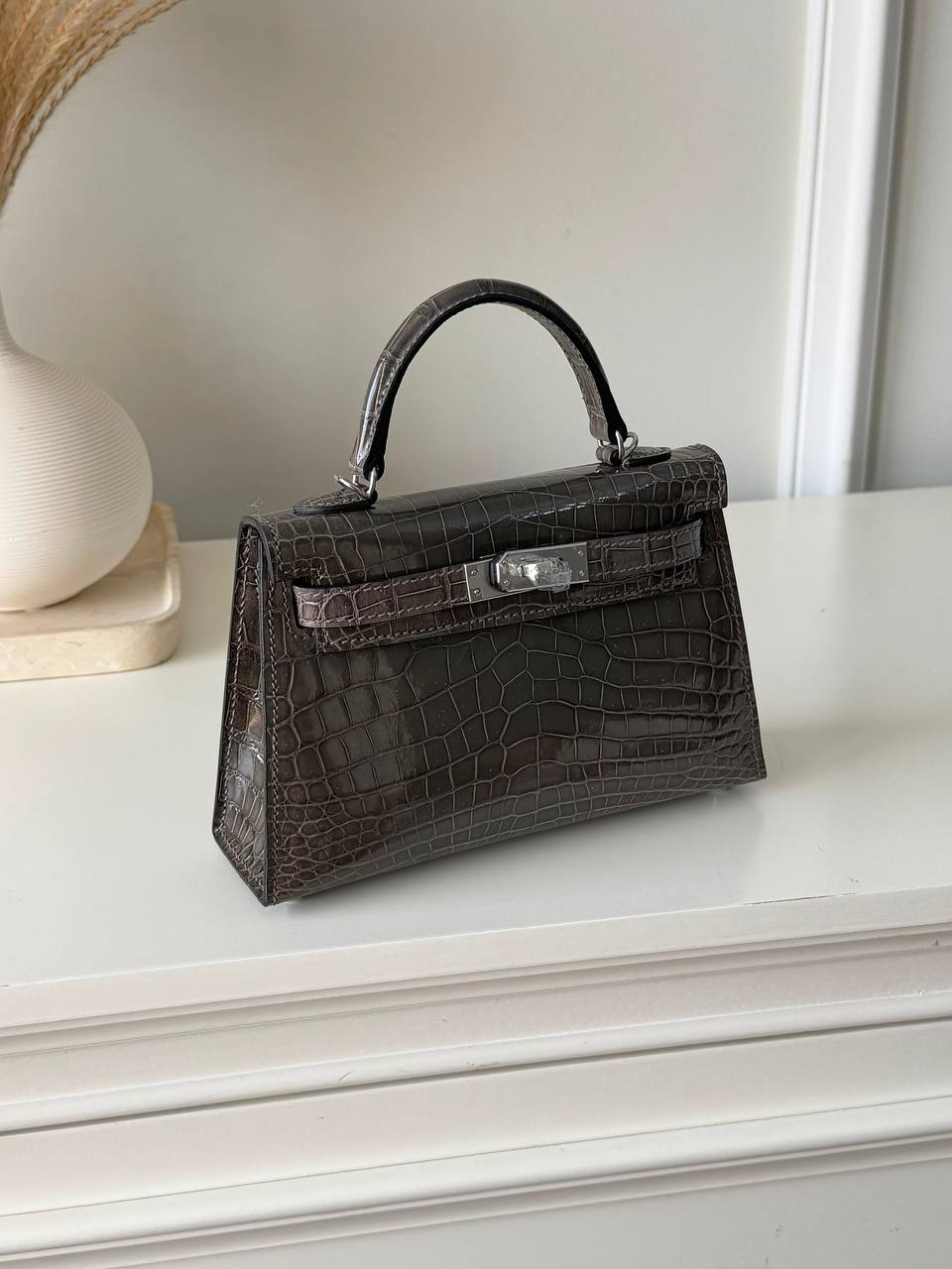 HERMES

SUPER MASTER QUALITY 

Size :19 cm
For Price 👇 WhatsApp✅
0568585901 
0507557372
0552275751 Owner Zain 👌

Zain307
♥️♥️♥️