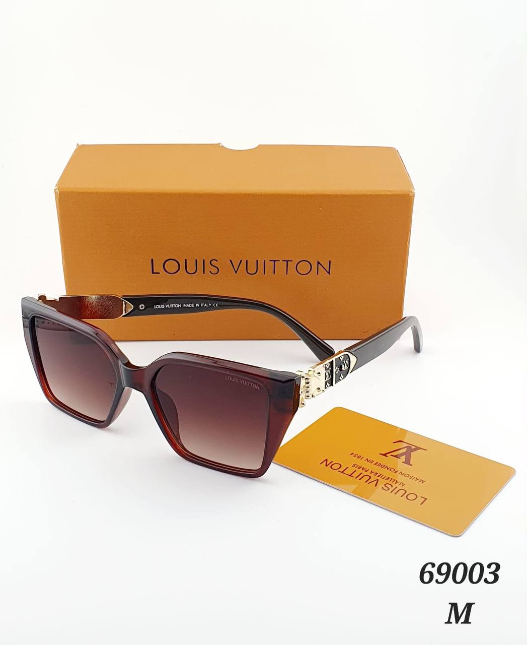 LV Sunglasses
65 dhs✅

with box
🎁🎁🎁

Zain182
♥️♥️♥️