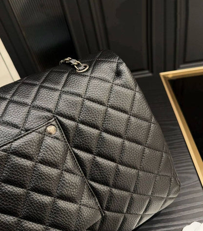 CHANEL 
COPY ONE 
230 dhs✅

Zain295
♥️♥️♥️
