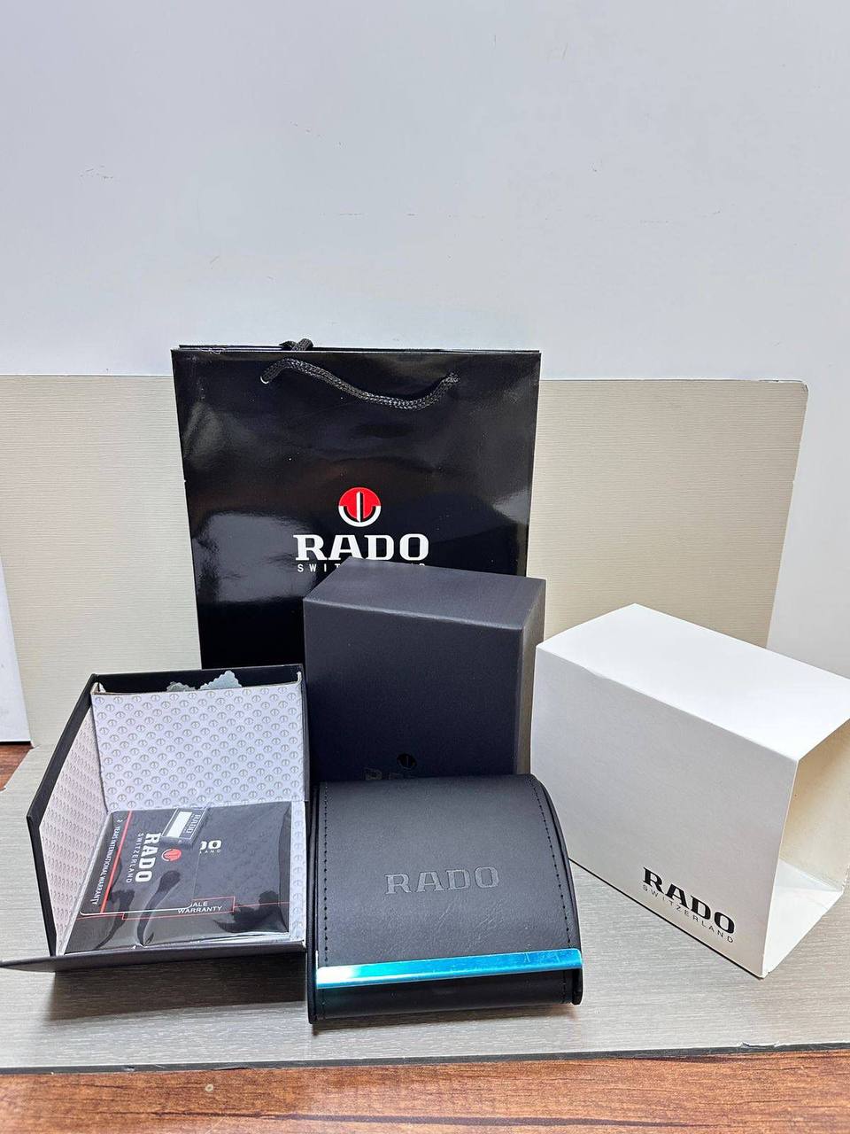 Master Watches Boxes
50 dhs🌺
with Card & paper bag

Zain85
♥️♥️♥️