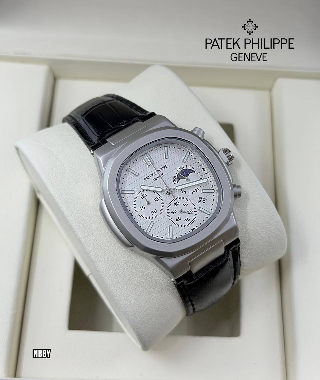 PATEK PHILIPPE
*Mat finish metal*
*Chronograph working*
115 dhs🪙🌨️
*Battery*

Zain29
♥️♥️♥️