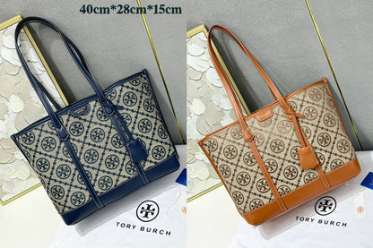 TORY BURCH 
GOOD QUALITY 
100 dhs🇦🇪🇦🇪

Zain295
♥️♥️♥️