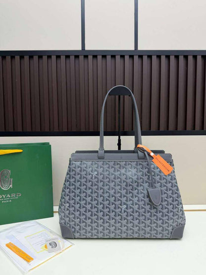 Goyard
Master🌺🌺
310 dhs💓
#36cm❤️❤️🙋‍♂️

Zain228
♥️♥️♥️
