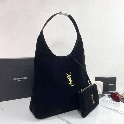 YSL 
NEW CAME GOOD QUALITY 
115 dhs❤️

Zain39
♥️♥️♥️