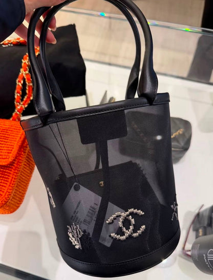 Super master

Lv
Chanel
Miu miu 

Zain313

For price contact whatsapp

00971507557372
♥️♥️♥️