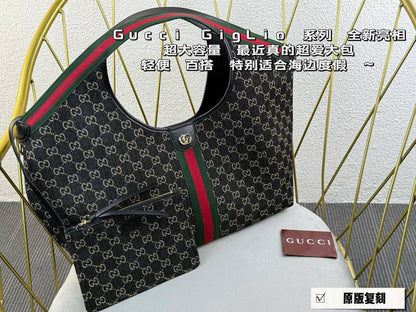 Gucci Master
280 dhs🪙🖤
#39cm

Zain228
♥️♥️♥️