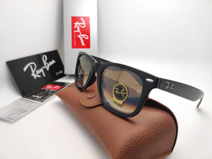 Ray Ban
60 dhs🪙🌨️

Zain126
♥️♥️♥️