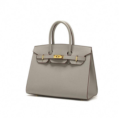 Hermes 
95 dhs✅
size 21×10×15cm

Zain213
♥️♥️♥️
